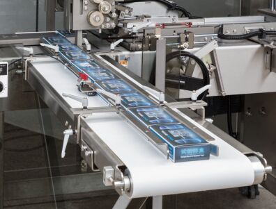 BOPP Transparent Film Wrapping Machine Versatile Cigarette Box Packing Machine